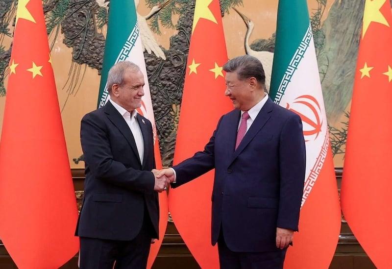 Donald Trump Arrives in Beijing for Talks With Xi as Iran War Looms