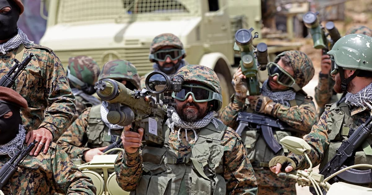 Hezbollah fires rocket from Lebanon, kills Israeli in northern Israel as ground fighting continues