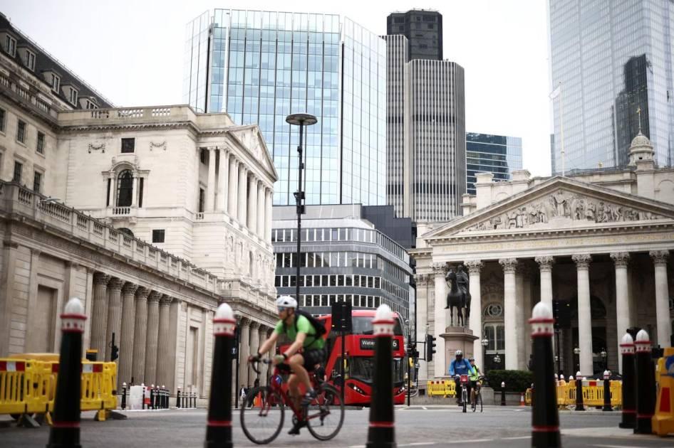 UK Economy Grows 0.3% in March Despite Iran War, ONS Figures Show
