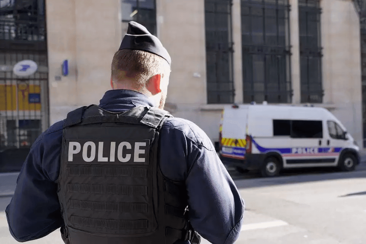 France Thwarts Bomb Plot at Bank of America, Links Attack to Iran