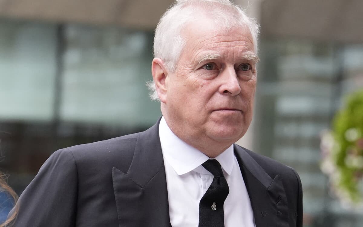 Image from Point de Vue