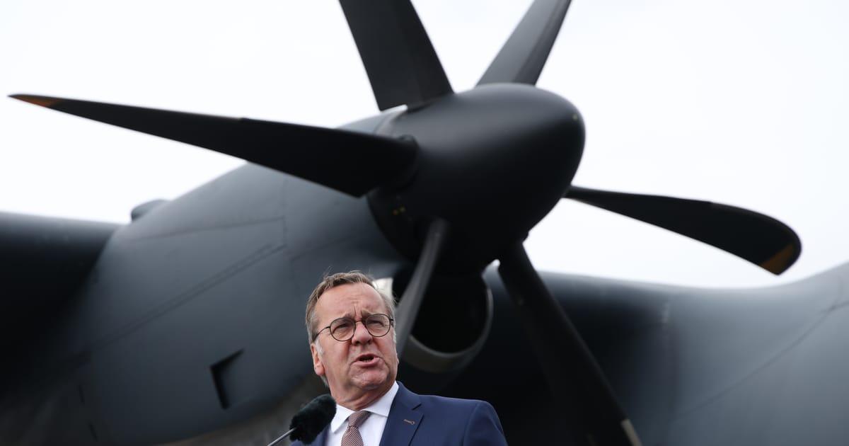 Boris Pistorius Receives Germany’s First F-35A Lightning II From Lockheed Martin in Fort Worth