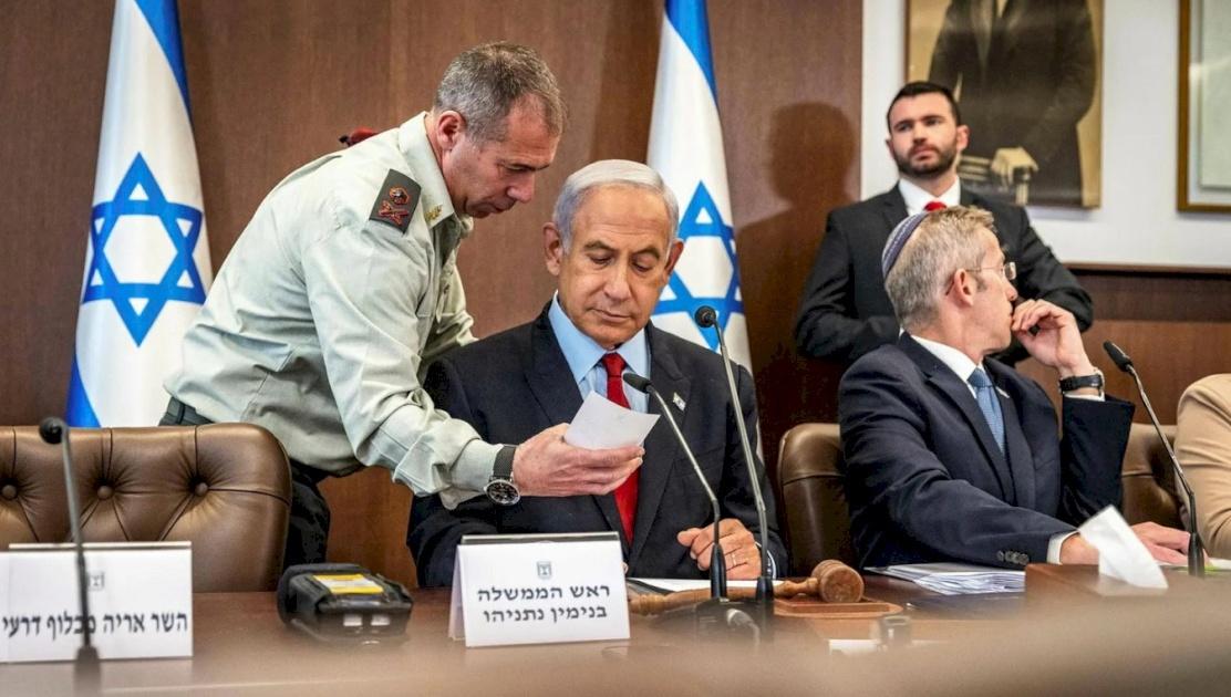 Avi Gil Says Netanyahu’s October 7 Account Misrepresents Events, Warns Transcripts Were Altered