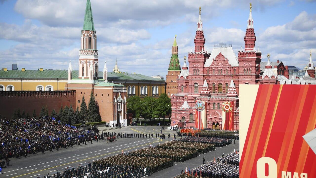Vladimir Putin Declares Unilateral Ceasefire for May 8-9, Ukraine Sets May 5-6