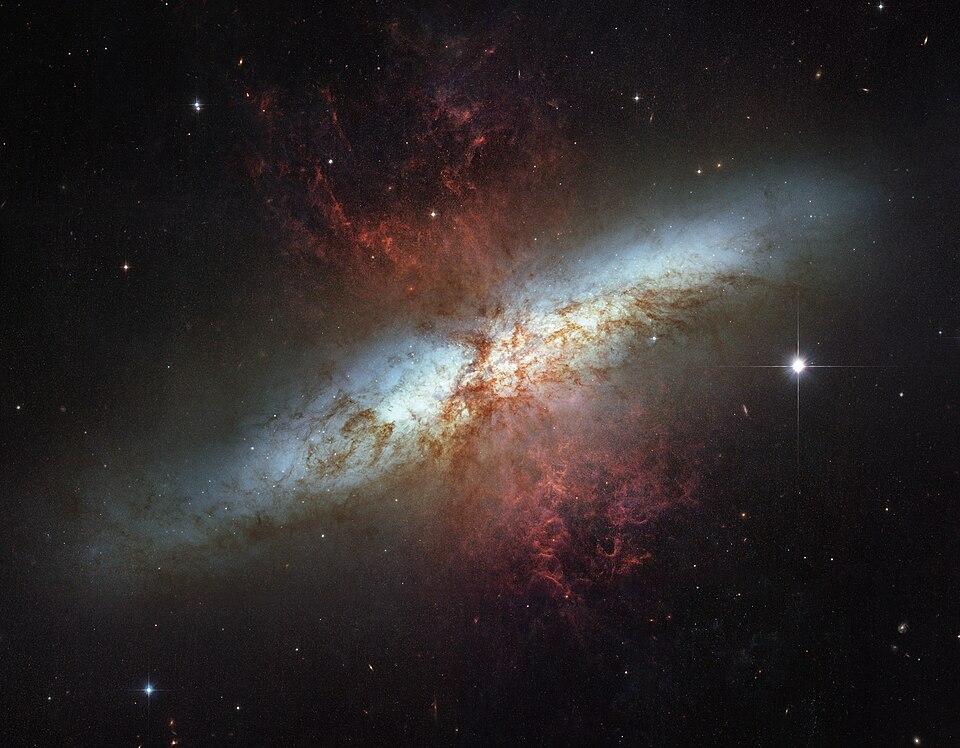 XRISM Measures Cigar Galaxy's Superhot Winds at 2 Million MPH