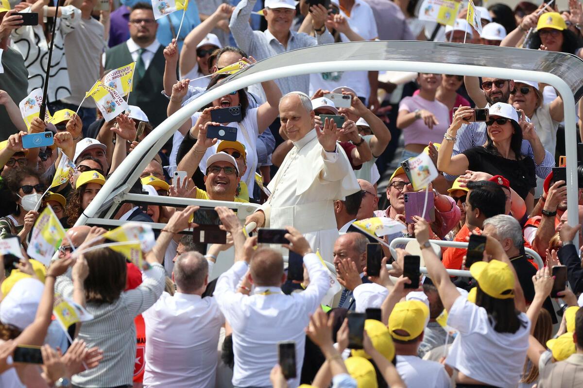 Pope Leo Visits Acerra, Italy, Condemns Companies’ Dizzying Profits From Toxic Waste Dumping