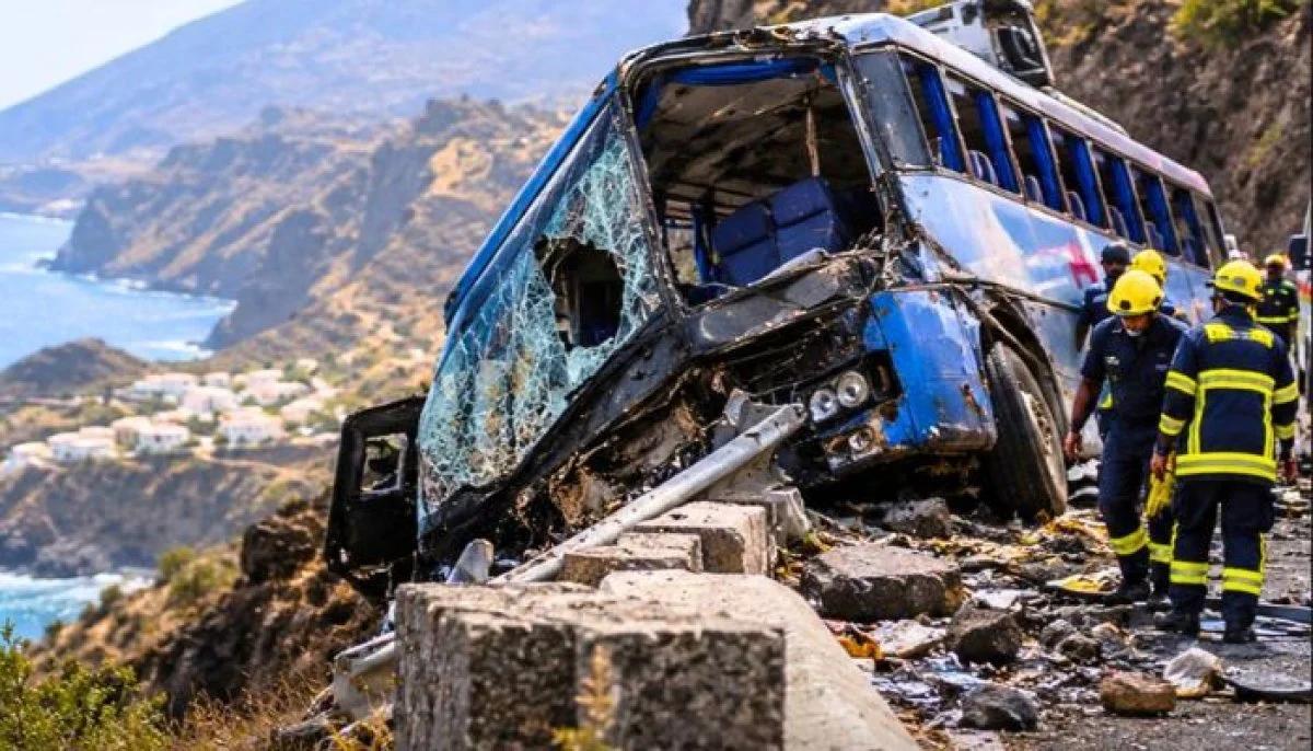 Cape Verde Bus Crash on Fogo Island Kills At Least 25, Mostly Teenagers