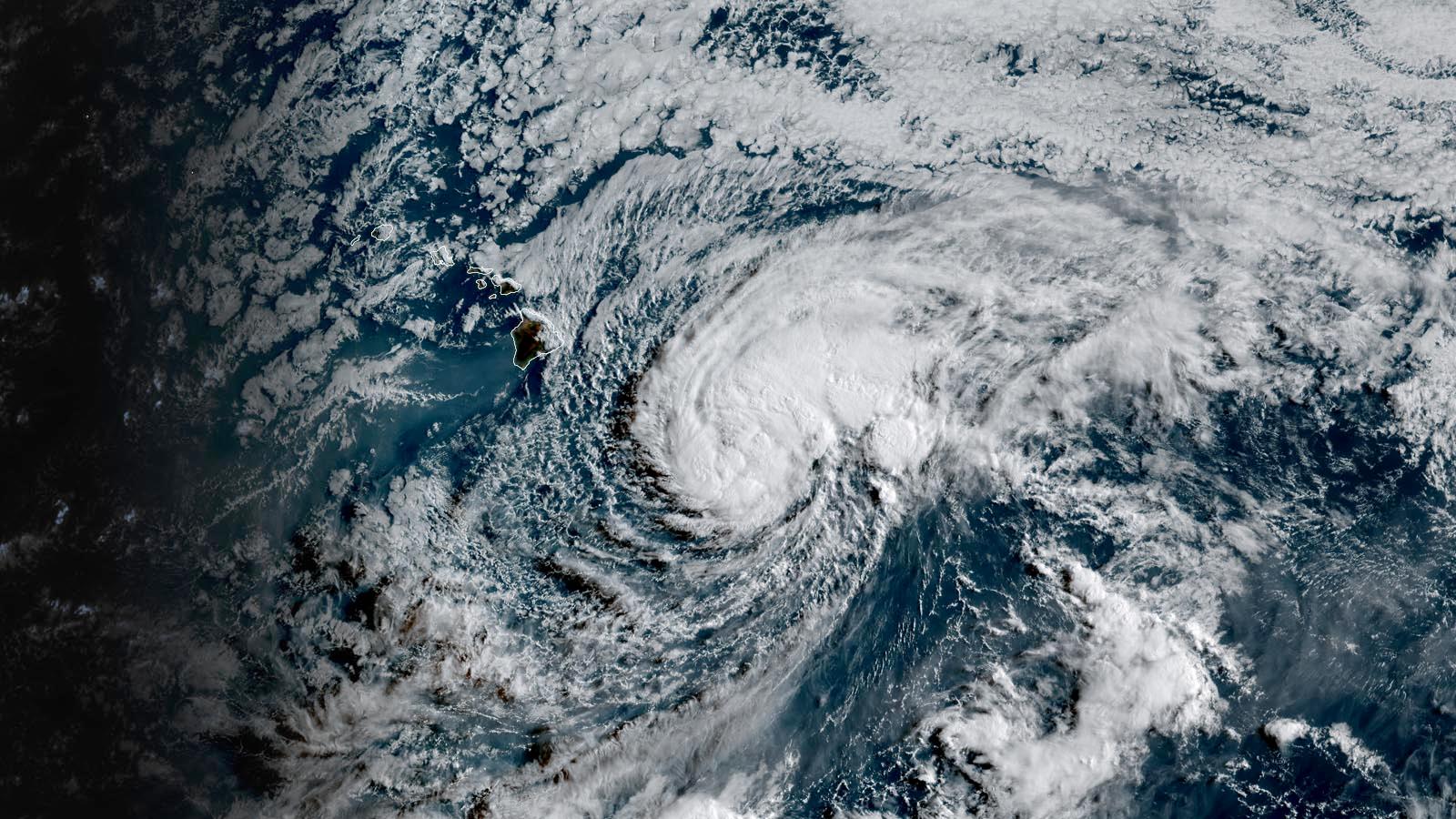 Hurricane Warning Issued for Hawaii’s Big Island as Tropical Storm Lala Approaches