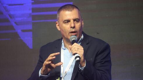 Police Arrest Kfar Saba Mayor Rafi Saar, Wife Meital Saa'rs Over Bribery And Fraud