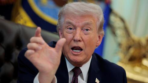 Trump Faces Backlash Over Iran Speech as Polls Show Waning Support