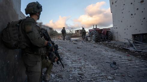 Israel Katz Says IDF Has No Restrictions in Lebanon After Ceasefire With Hezbollah