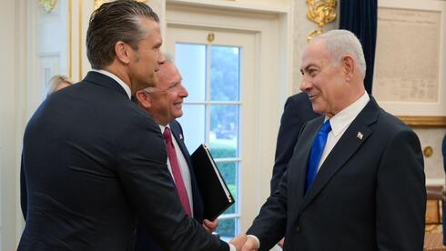 Pete Hegseth Meets Benjamin Netanyahu During Unannounced Visit to Israel