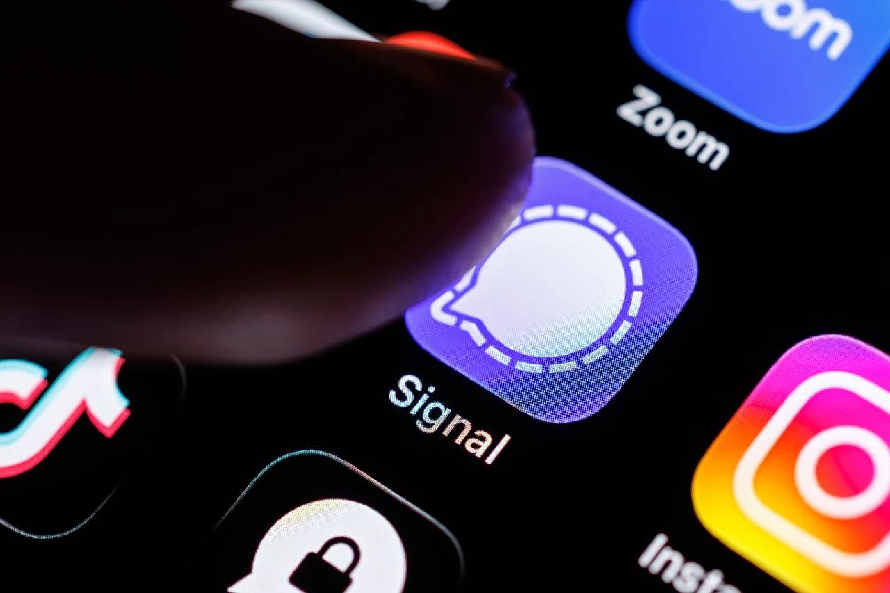 U.S. Offers $10 Million Reward To Identify UNC5792 Russian Hackers Targeting Signal And WhatsApp